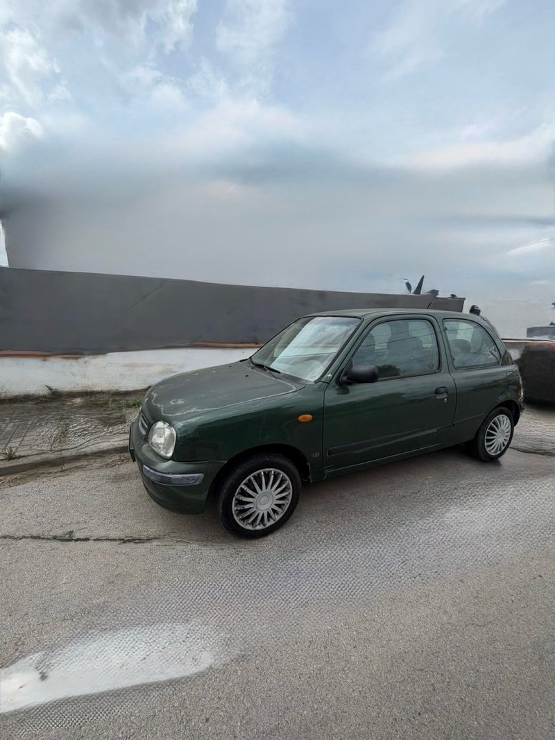 Nissan Micra 1998 - foto 1