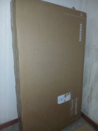 Samsung Crystal UHD 55 4K TV NUEVA