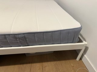 Cama Matrimonio + Estructura Blanca