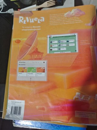 Libro 3Eso.. geografía,inglés y matemáticas..