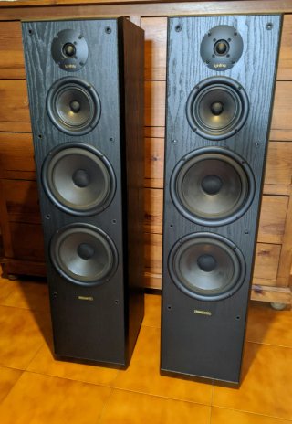 Altavoces Infinity Reference 61i