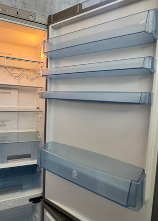FRIGORÍFICO COMBI NO FROST BALAY EN INOX 70cm ANCH