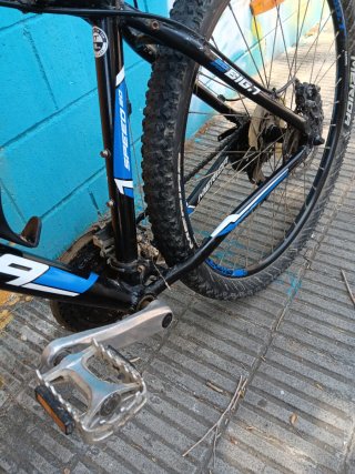 Bicicleta Merida Big.Seven 20