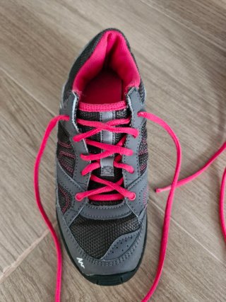 Zapatillas deportivas mujer grises y rosas