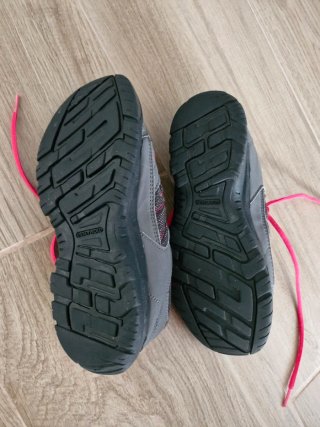 Zapatillas deportivas mujer grises y rosas