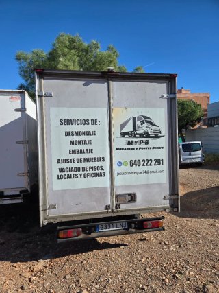 MUDANZAS Y PORTES BRAVO