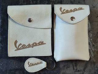Porta libretto borsello tools vespa bianco bucciat
