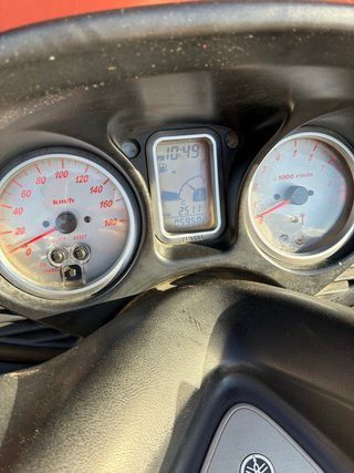 YAMAHA TMAX 500 – MUY CUIDADA –