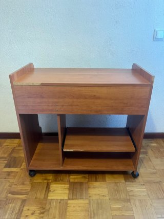 Mesa Ordenador Vintage con Ruedas