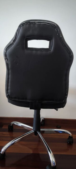 Silla de escritorio gamer negra y roja