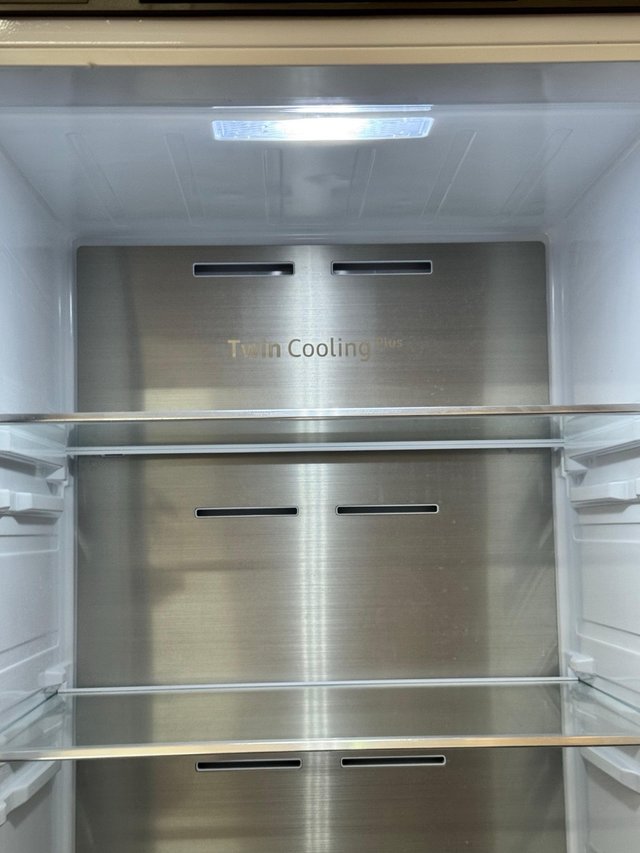 FRIGORÍFICO COMBI NO FROST SAMSUNG EN INOX
