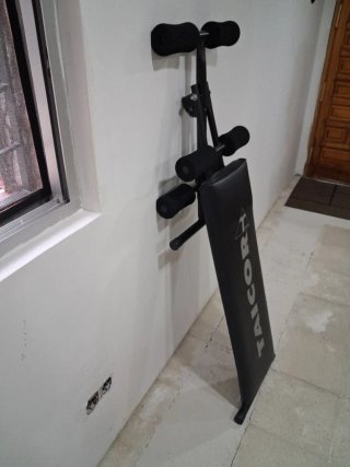 Banco de abdominales TAICOR