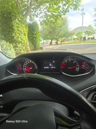 Peugeot 308 2021