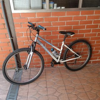 Bicicleta Decathlon rochrider niña