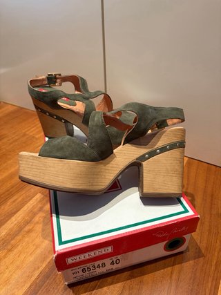 Sandalias cuña Pedro Miralles verde T40