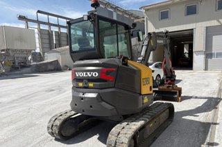 Excavadora Volvo ECR50F