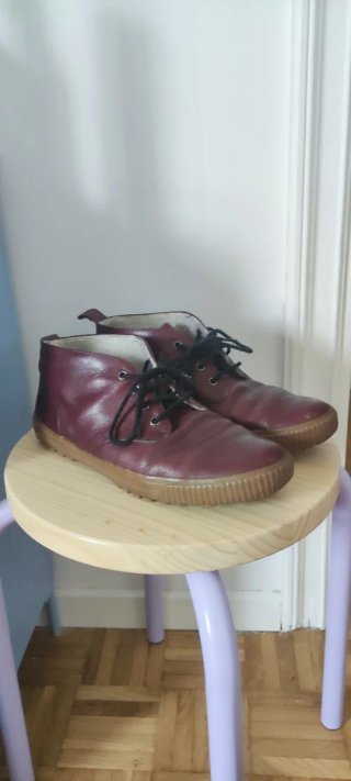 Botines Fred Perry Burdeos