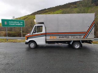 GRUPAJE con furgoneta + remolque, camión.