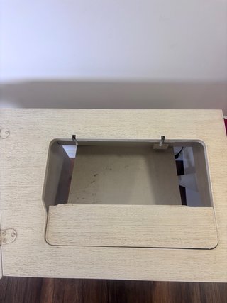 Mueble máquina coser madera y cuero
