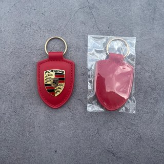 LLAVERO PORSCHE ROJO CUERO NUEVO
