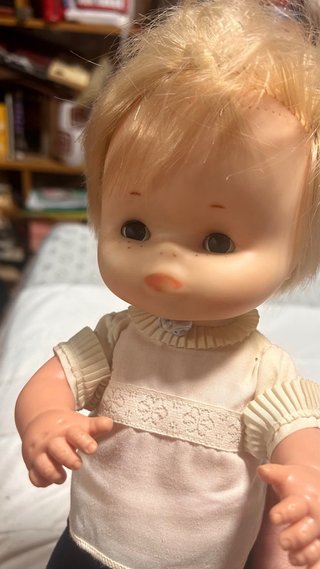 Muñeco Famosa Clásico