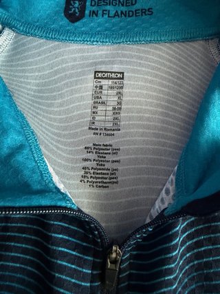 Maillot ciclismo azul con diseño