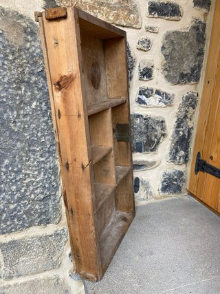 Cajón antiguo grande con tirador