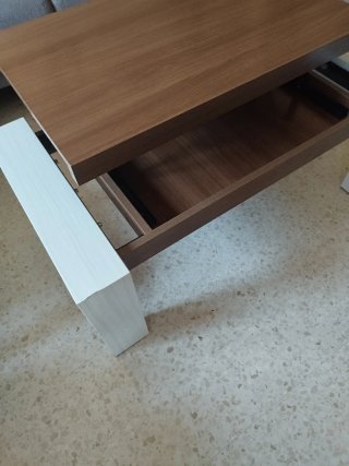 Mesa de centro salón madera y blanco