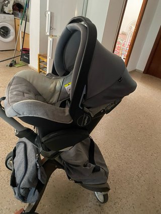 Carro Stokke Xplory con muchos accesorios