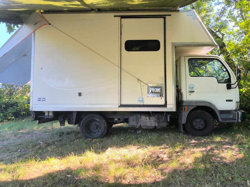 Nissan Cabstar camper homologado vivienda - foto 1