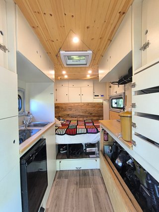 Nissan Cabstar camper homologado vivienda