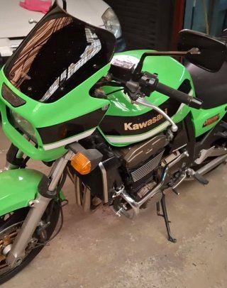 Kawasaki ZRX 1200R VENDO CAMBIO MAZDA MX5. BMW Z4