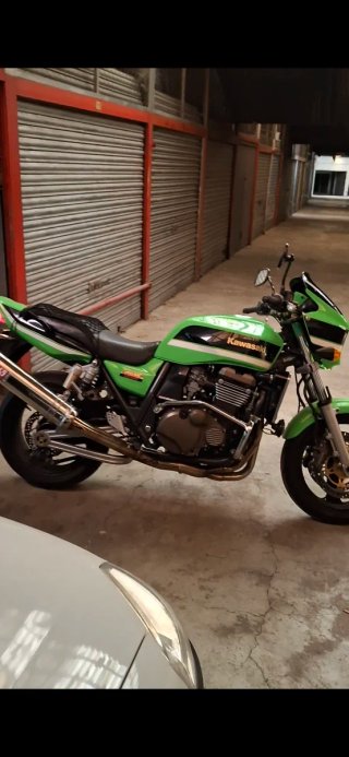 Kawasaki ZRX 1200R VENDO CAMBIO MAZDA MX5. BMW Z4
