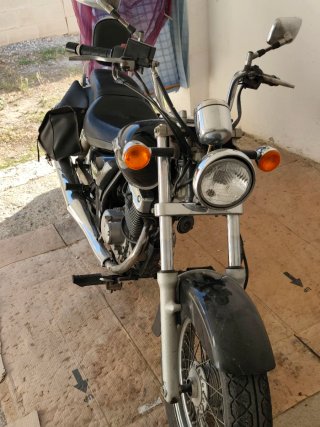 Suzuki Marauder 125 Negra