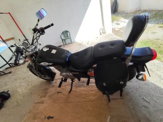Suzuki Marauder 125 Negra