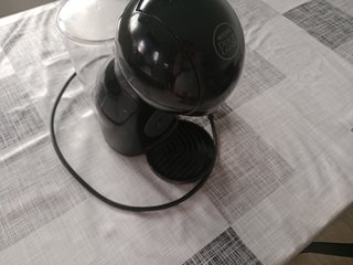 Cafetera Dolce Gusto Negra