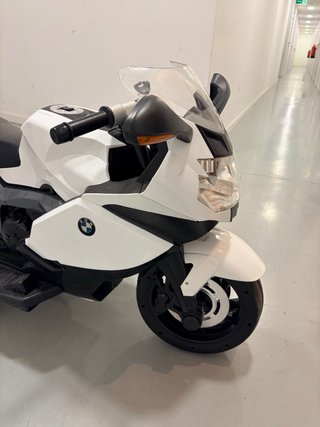 Moto Eléctrica Infantil BMW K1300S Blanca