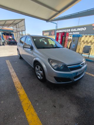 Opel Astra 2005