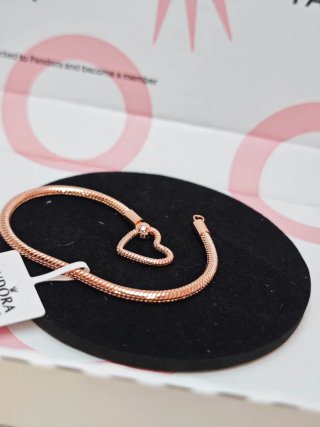 Pulsera Pandora Corazón Rose Gold 18cm