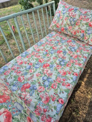 Banco sofa cama bambú floral para jardin y porche