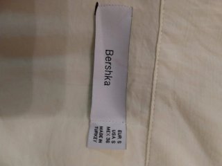 Camisa Bershka amarilla manga corta