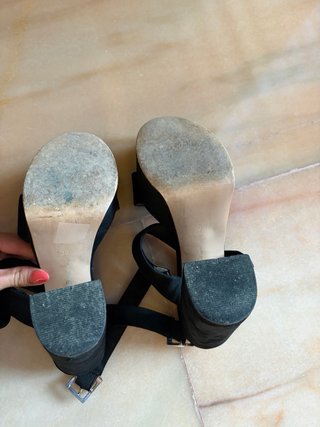 Tacones negros MIM Talla 38