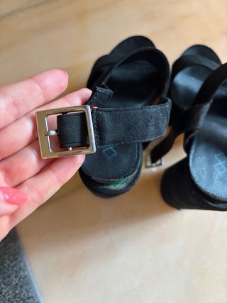 Tacones negros MIM Talla 38