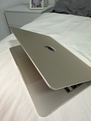MacBook Air 13.6 M2 2022