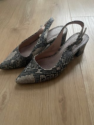 Zapatos tacón animal print
