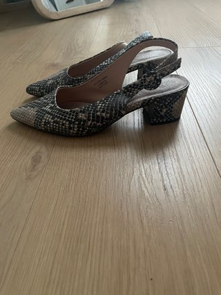 Zapatos tacón animal print