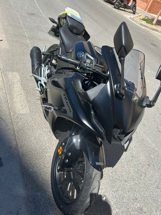 Yamaha R125 Negra Manual