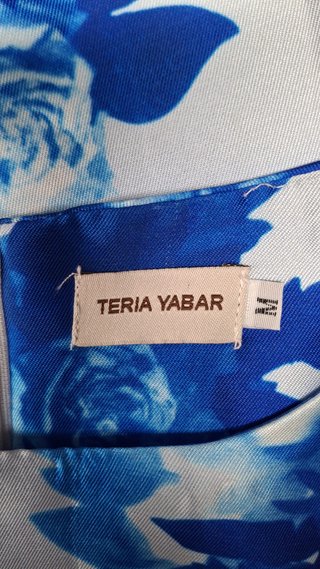 Vestido midi floral azul y blanco