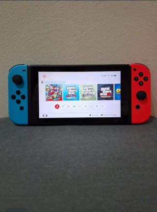 Nintendo Switch  Azul y Naranja