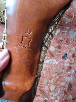 Zapatos de fiesta Castellsaguer Talla 39 Dorados